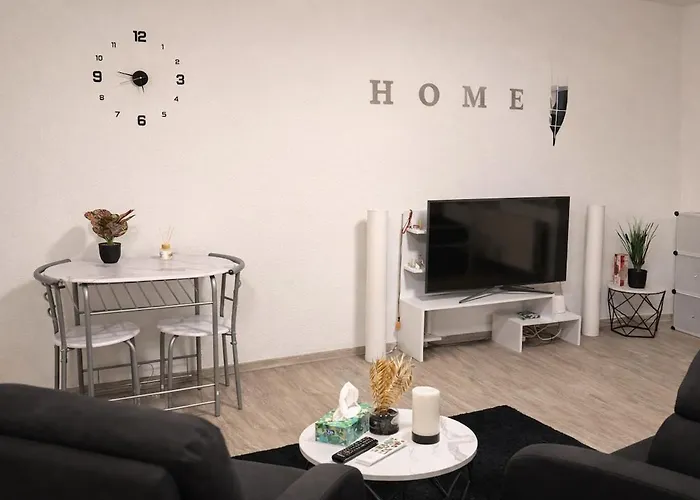 Bright & Cozy With Relax Area & Kitchen *